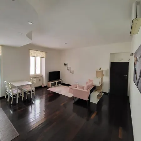 Jem Apartment Rom